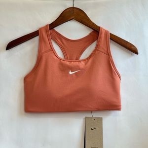 Nike Swoosh Bra
